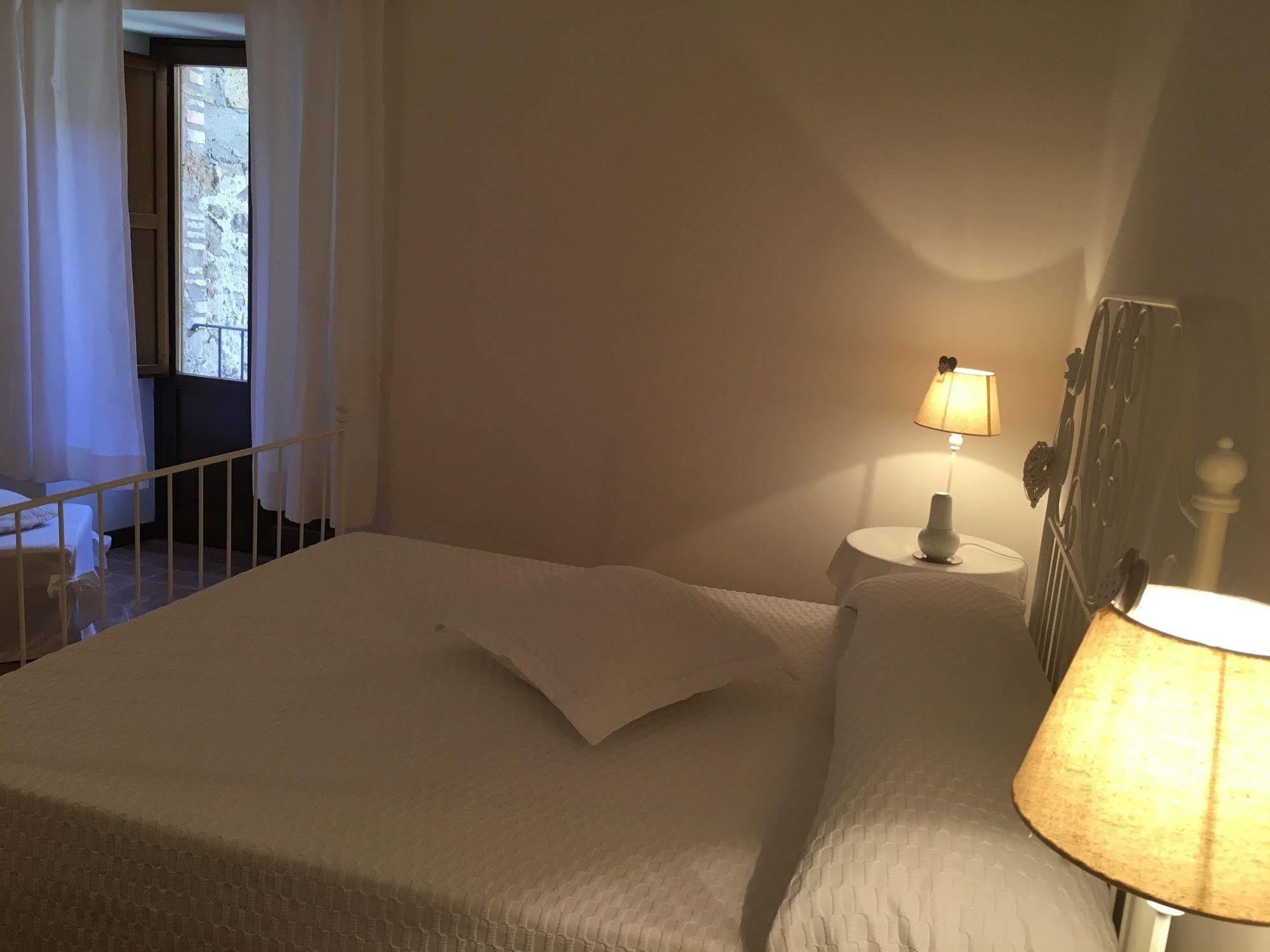 B&B Michelangeli - Private Parking ออร์เวียโต ภายนอก รูปภาพ